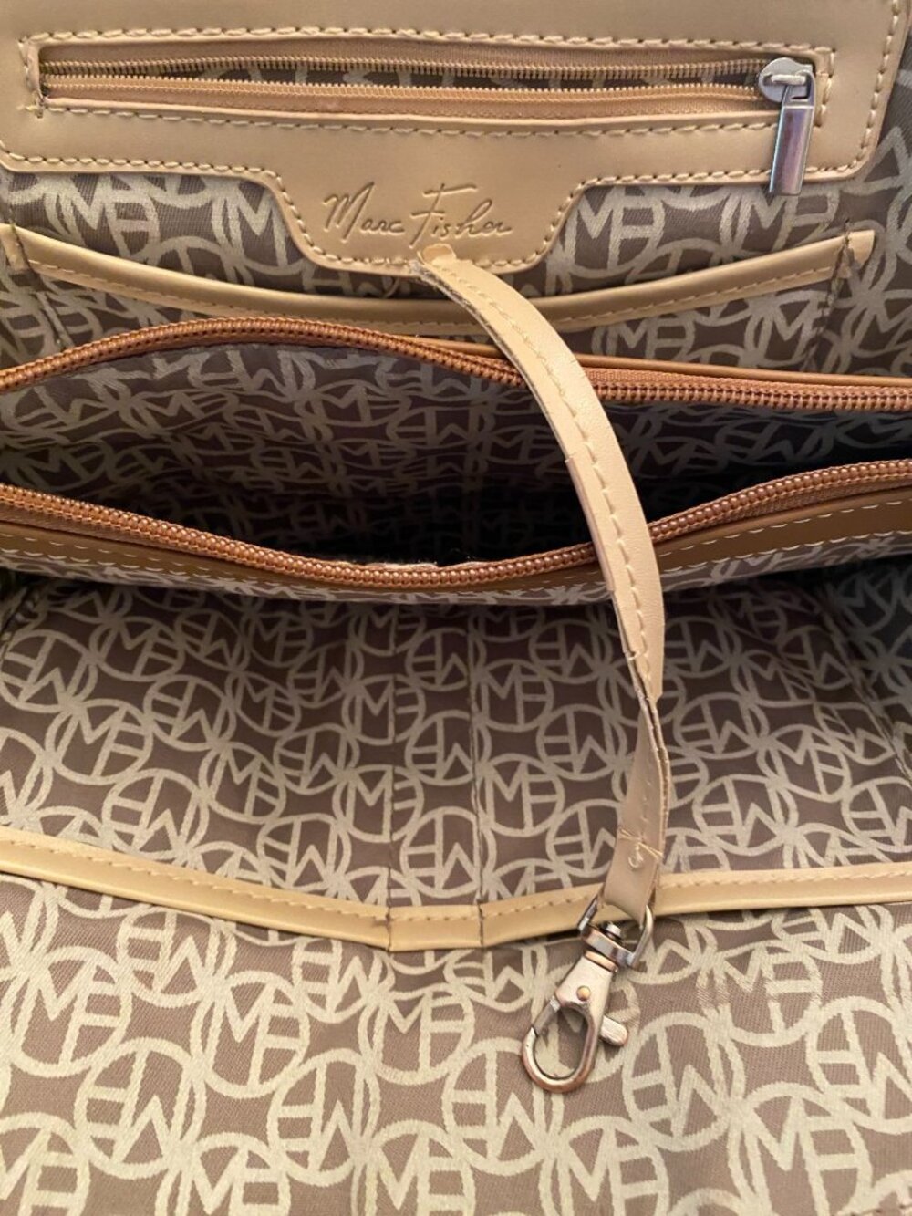 Marc Fisher Red Satchel Bag Black Bottom Structured Handbag Zip Top - Picture 9 of 10